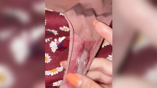 Nước lồn của em sinh viên xinh đẹp