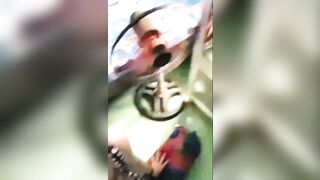 Hảo hán thanh niên dụ hàng xóm bú cu mình để cho tiền