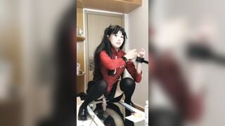 Cosplayer nổi tiếng bị trói tay ép nhún với cu giả