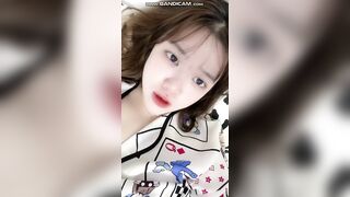 Bé heo lồn dỉ nước