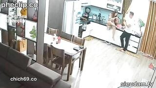 Hack Camera Chị Dâu Đang Nấu Ăn Thì Thằng Em Rể Gạ Địt
