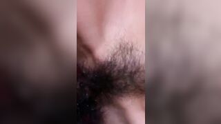Đi giao hàng,em Thu Trang không mang tiền liền bị anh khách lột truồng đụ để trừ nợ