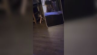 Doggy em khánh ly trước gương