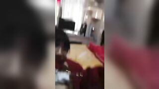 Làm gì khi 2 anh em ở một mình với nhau