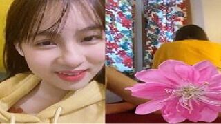 Anh mơ ước về em gái xinh đẹp áo vàng người bao