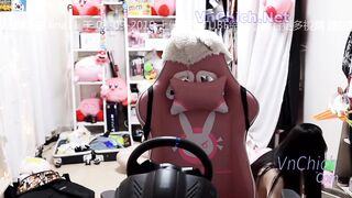 Quên tắt video, nữ streamer Addie Lyn xinh đẹp bất ngờ lộ phân cảnh nóng