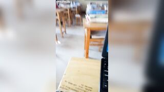 Lớp học bất ổn, lý do hồi xưa thích ngồi bàn cuối