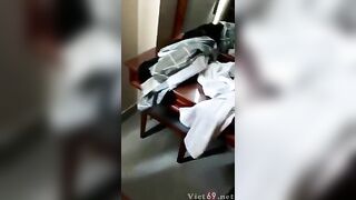 Nắm tóc doggy em đồ lót da báo