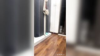 2 em gái xinh live fb 4