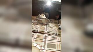 Clip sex nữa đêm đang ngủ thì thèm bú cu