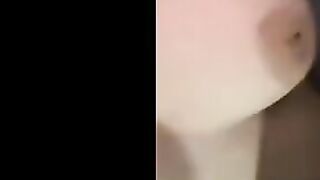Clip Sex Nữ Sinh Áo Dài Vú To Khủng Thủ Dâm Trước Gương
