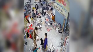 Hack cam: bị nhân viên kéo đi hiếp dâm, phản kháng không được còn bị kêu người đụ p1