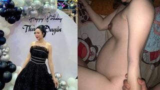 Thuỳ Duyên Có Bầu Nhưng Vẫn Đi Ngoại Tình 2