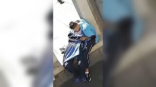 Quay lén 2 em học sinh chịch ngay trong khuôn viên trường