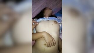 Đụ bà mẹ lồn lắm lông khi ngủ