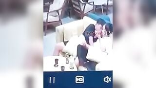 Cặp Đôi Làm Chuyện Ấy Trong Quán Trà Sữa