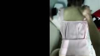 Bé loli sống thử cùng người yêu rảnh rỗi là lôi ra đụ nhau