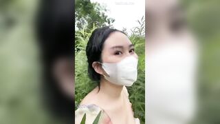 Idol XoacBim Show Chịch nhau public ở rừng núi , tắm tiên ở bờ suối luôn, thật sướng