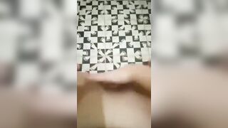 Gấu con thudam bị mẹ hỏi thăm