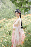 chị hằng này to tròn quá