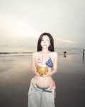 Hồ Vũ Thùy Linh 2005