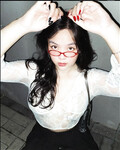 Kim Thư k5 vú to thủ dâm lồn ko lông