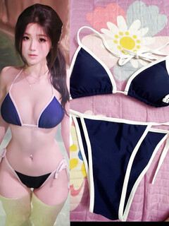 Những bác mua lại bikini em Phạm Như Phúc để sục
